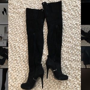 REPORT SIGNATURE Kane Black Thigh High Boots